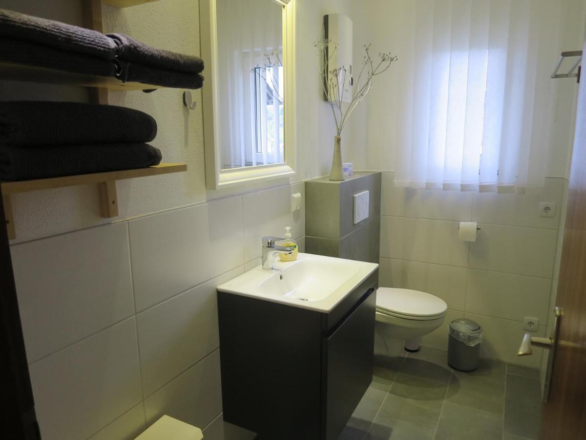 Apartment Haus Hinneres